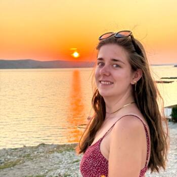 Babysitter in Sint-Lambrechts-Woluwe: Camille