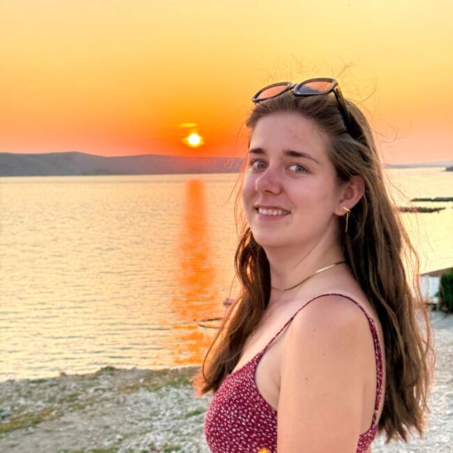 Babysitter in Sint-Lambrechts-Woluwe: Camille