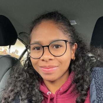 Babysitter Erpeldange: Francine