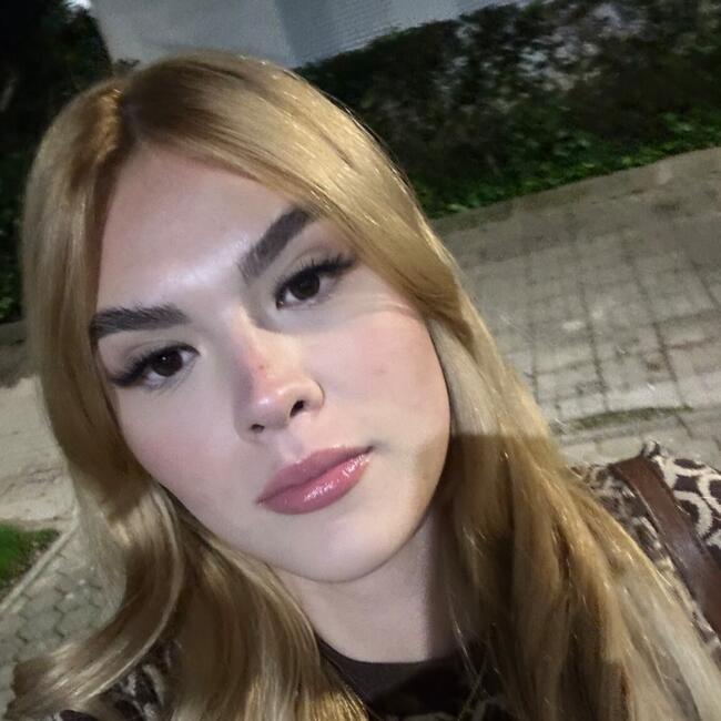 Babysitter in Albufeira: Edith