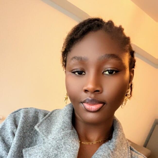 Babysitter in Bezons: Laeticia