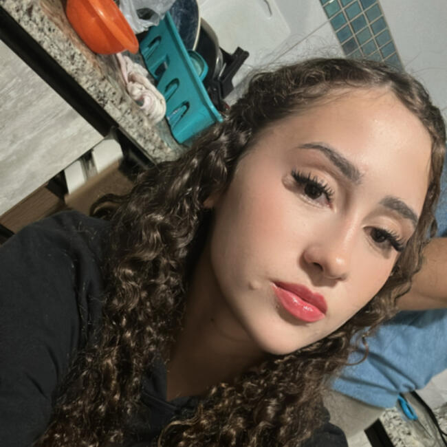 Babysitter in Pinhais: Bianca