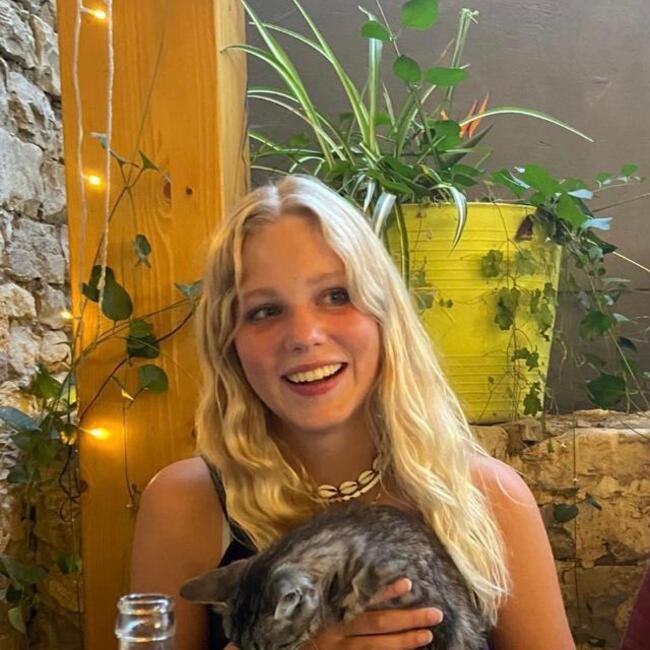 Babysitter in Sint-Genesius-Rode: Lilly