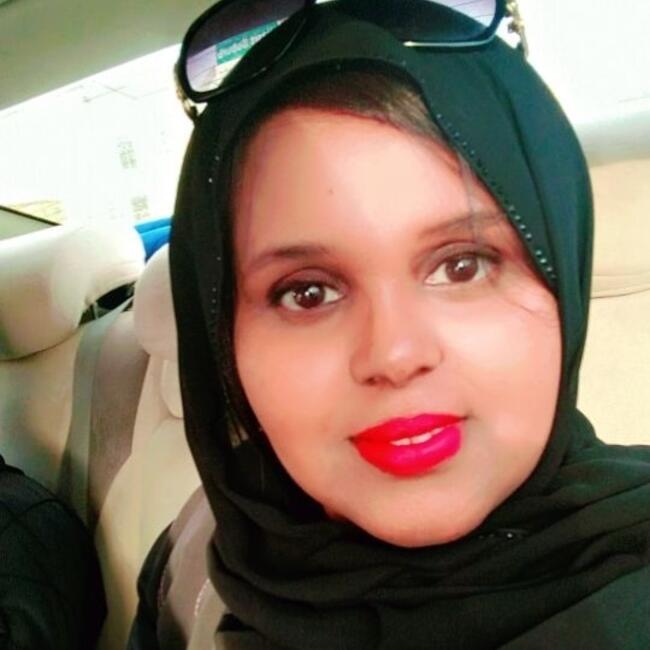 جليسة أطفال في إمارة الشارقة: Yasmin