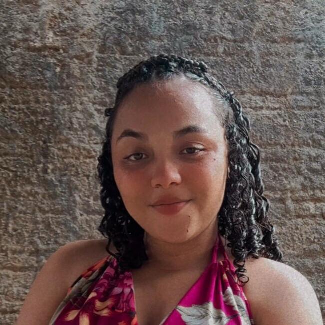 Babysitter in Palmas: Gizely