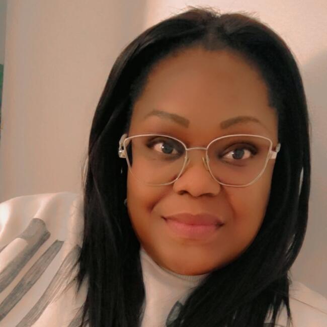 Babysitter em Póvoa de Santo Adrião: Janeth