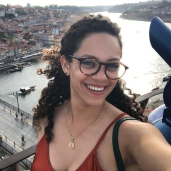 Babysitter em Portimão: Monica