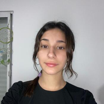 Babysitter in Santa Fe: Lucia