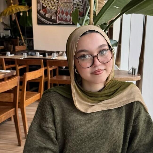 Babysitter in Hérouville-Saint-Clair: Fatma