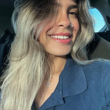 Babá Contagem: Clara Maciel