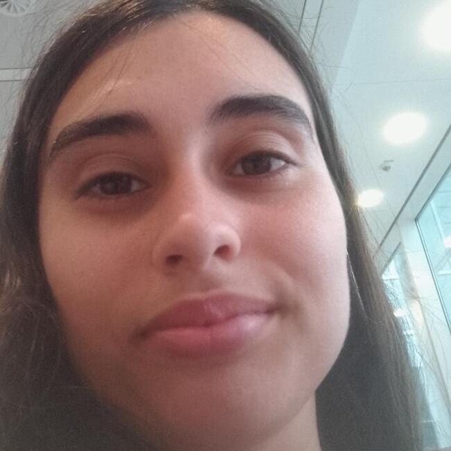 Babysitter in Sequeade: Leandra