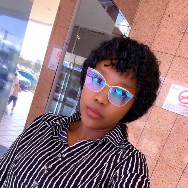 Babysitter in Riyadh: Juliet