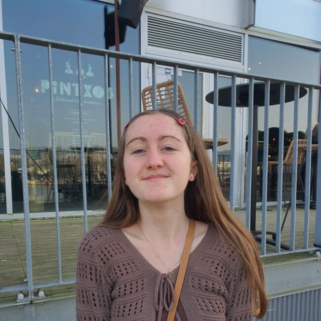 Babysitter in Rouen: Marion