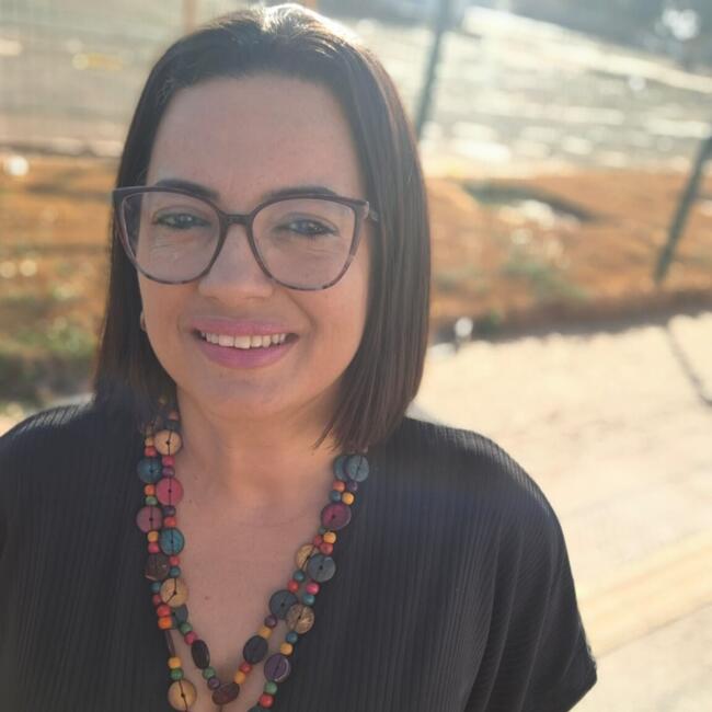 Babysitter in Goiânia: Simone