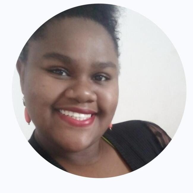 Babysitter in Porto Alegre: Alice Garcia