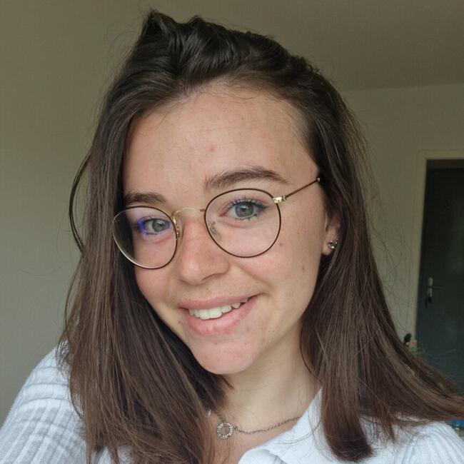 Babysitter in Rouen: Maëlle