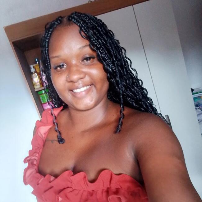 Babysitter in São Luís: Juliana