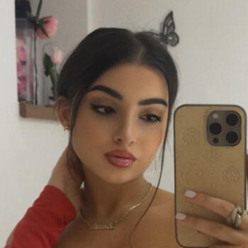 Babysitter in Bucharest: CLAUDIA