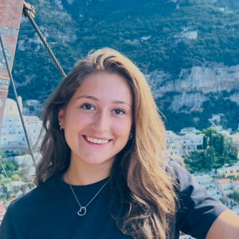 Babysitter in Roissy-en-Brie: Thania