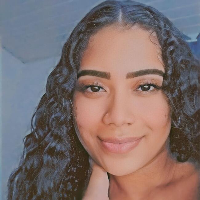 Babá em São Luís: Hellen