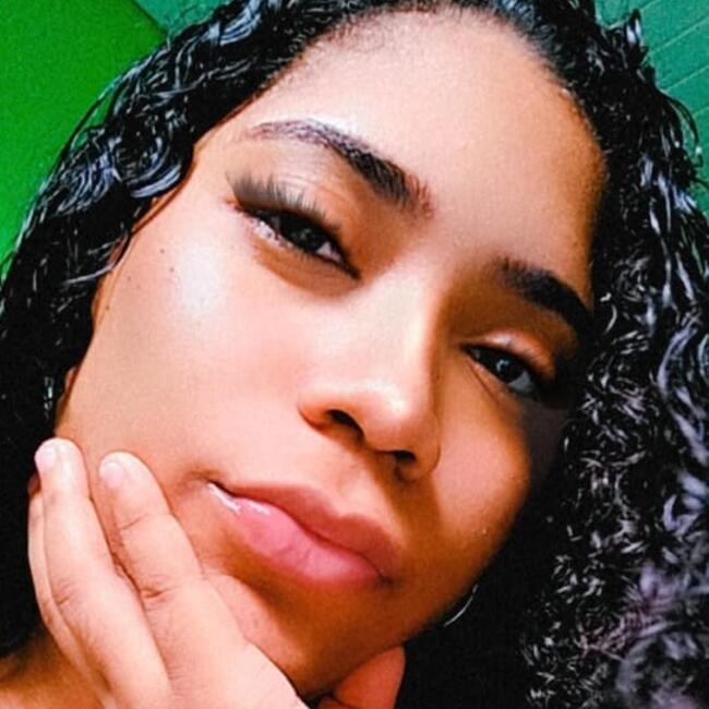 Babysitter in São Luís: Hellen