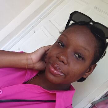 Babysitter in Spanish Town: Kaysia