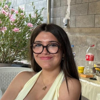 Babysitter in Dijon: Carla