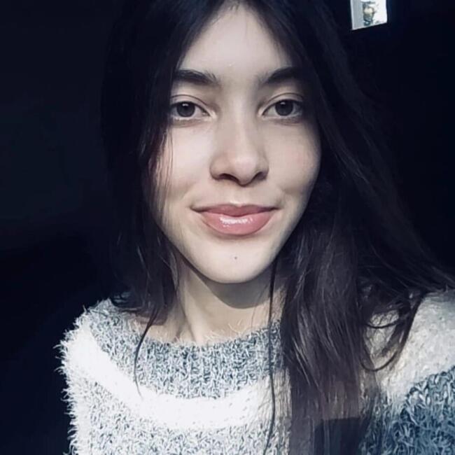 Babysitter in Morro Reuter: Júlia