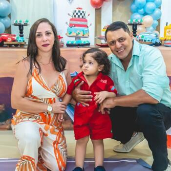 Emprego de babá em Niterói: emprego de babá Priscila