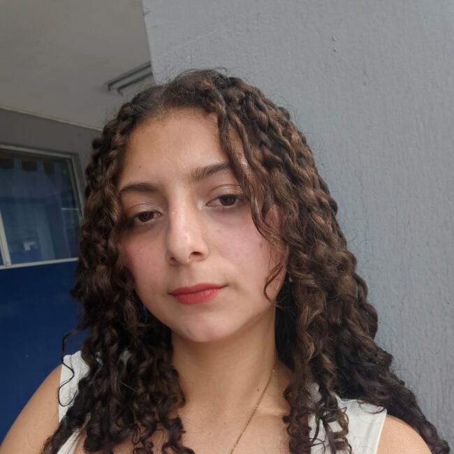 Babysitter στην περιοχή Κίτο: Melany Natasha Mena Zambrano