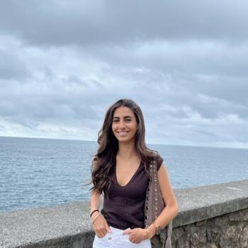 Babysitter in Vitoria-Gasteiz: Leire