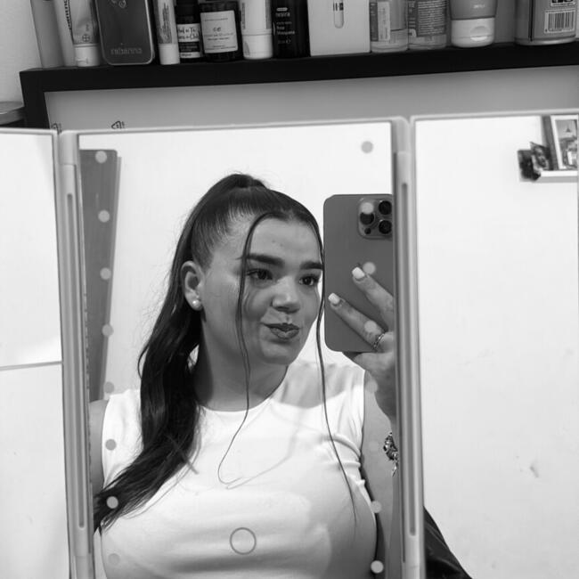 Babysitter in Lloseta: Elena