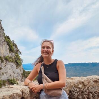 Babysitter in Woluwe-Saint-Lambert: Eloise