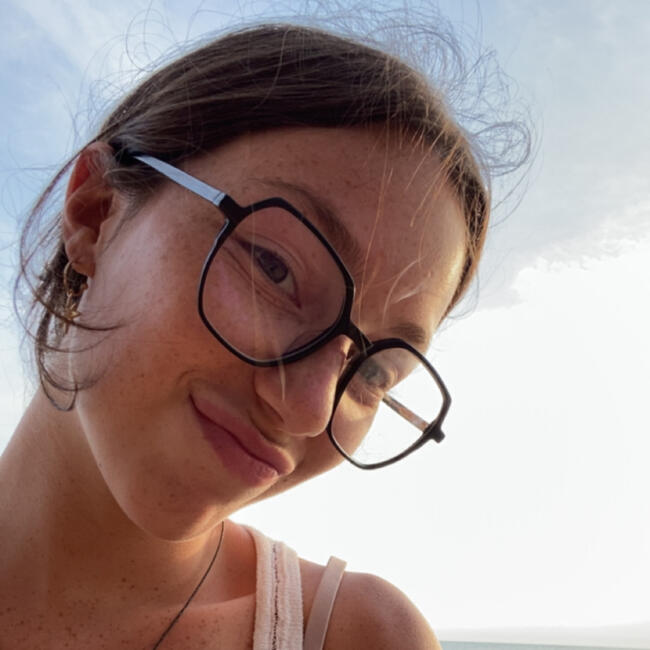 Babysitter in Saint-Ouen: Paolina