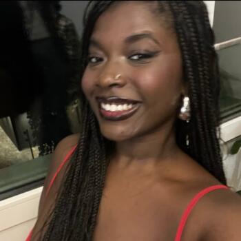 Baby-sitter in Versoix: Dawn Clara