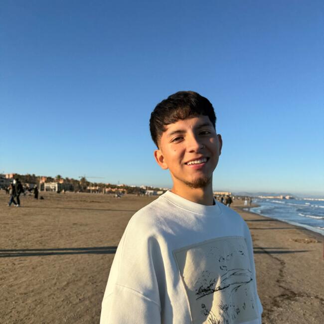 Nanny in Los Santos de la Humosa: Michael