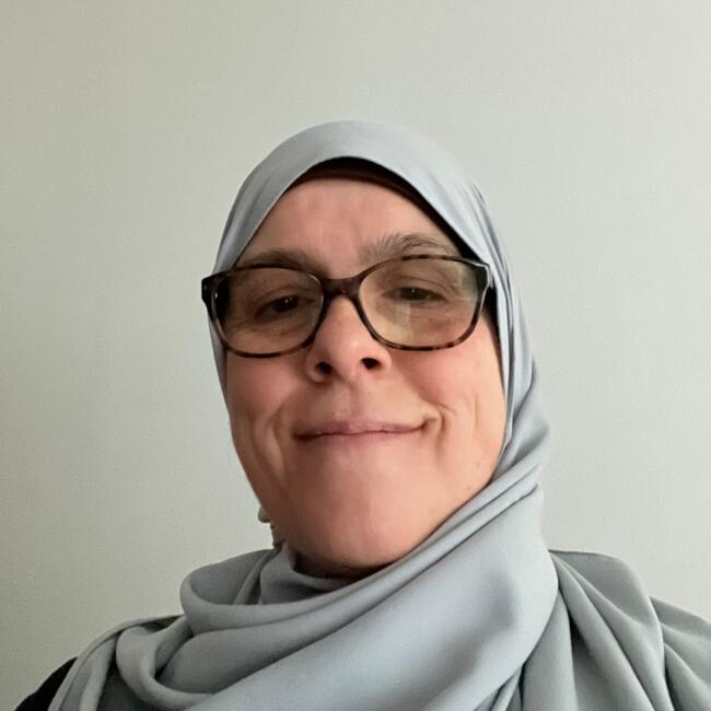 Babysitter in Paris: Ibtissame