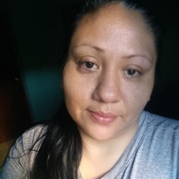Babysitter in Caracas: Angela