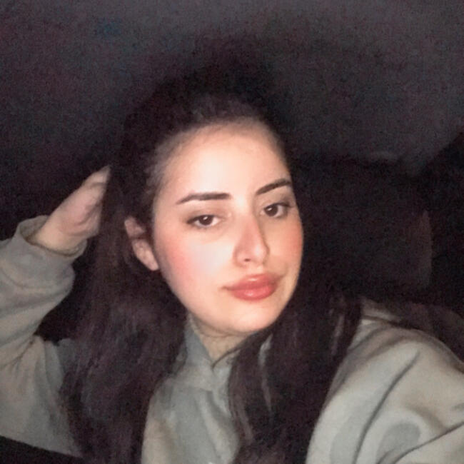 مربية أطفال في Lhancha Bir Rami: Hajar