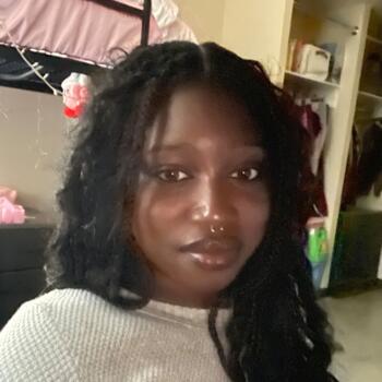 Babysitter in San Marcos (Texas): Tumi