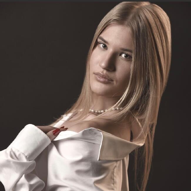 Bonă în Cluj-Napoca: Sara