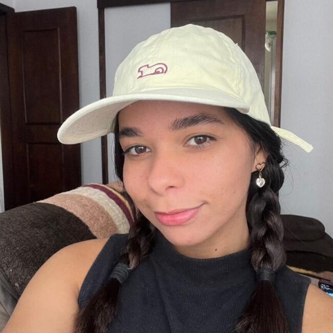 Babysitter in Curitiba: Maria Fernanda 