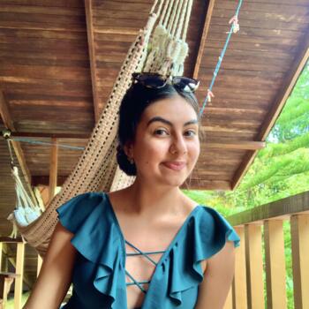 Babysitter in Grecia: Raquel