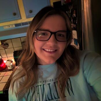 Nanny in White Oak (Pennsylvania): Brianna