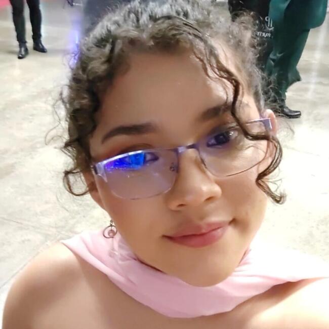 Babysitter in Pozos: Emily