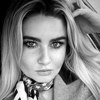 Babysitting job in Le Puy-Sainte-Réparade: babysitting job Caroline