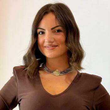 Babysitter Nola: Valeria