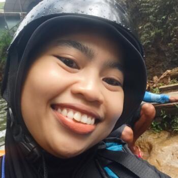 Babysitter in Cikarang: Dedeh