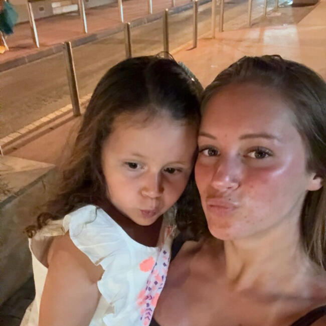 Babysitter in Saint-Nicolas-de-la-Taille: Lilou