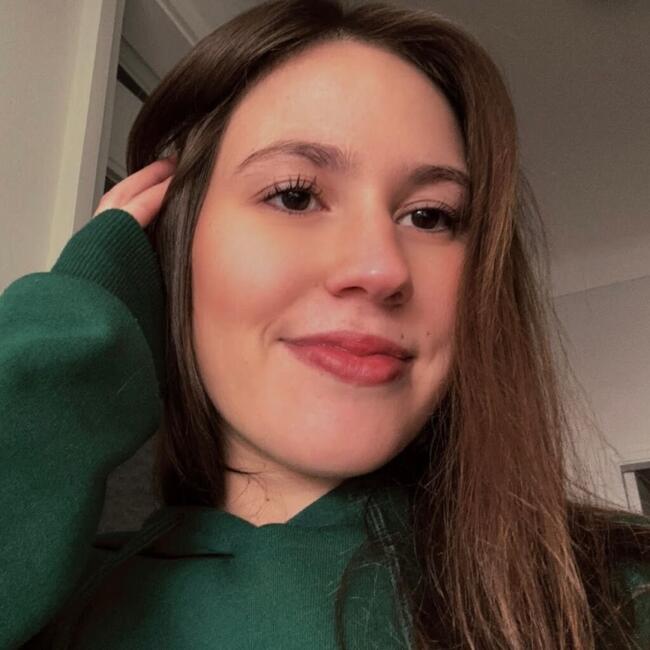 Babysitter em Oliveira de Azeméis: Erica